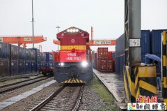 不靠“卷成本”：成都跨境电商从内陆突围